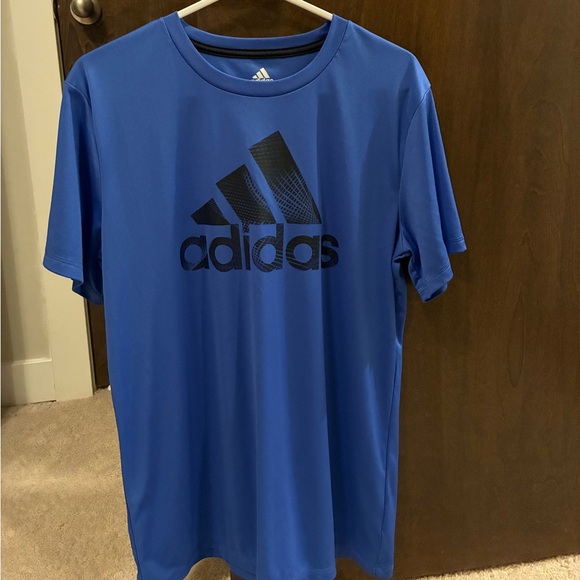 Adidas Boys Youth XL 18/20 Short Sleeve Blue Tee - Picture 1 of 5